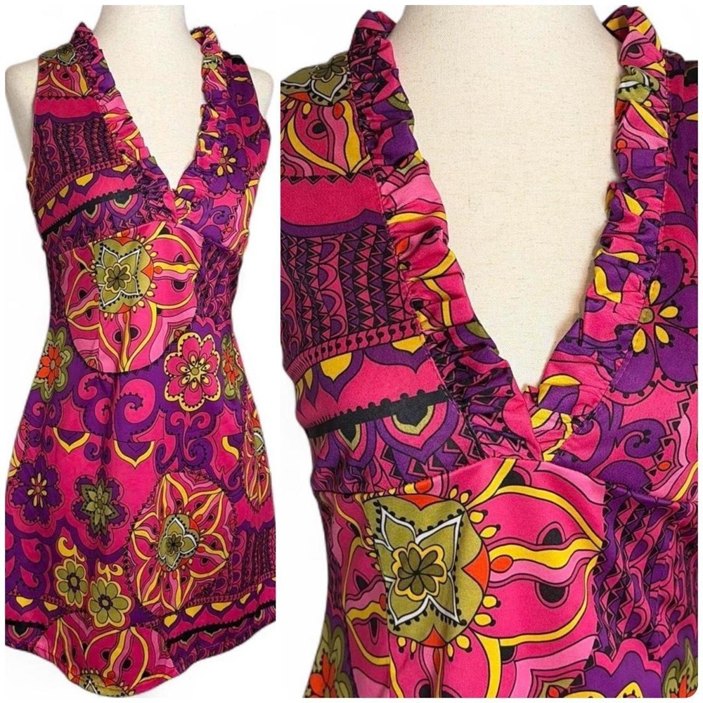 Leg Avenue Psychedelic 70s Inspired top/Micro Mini